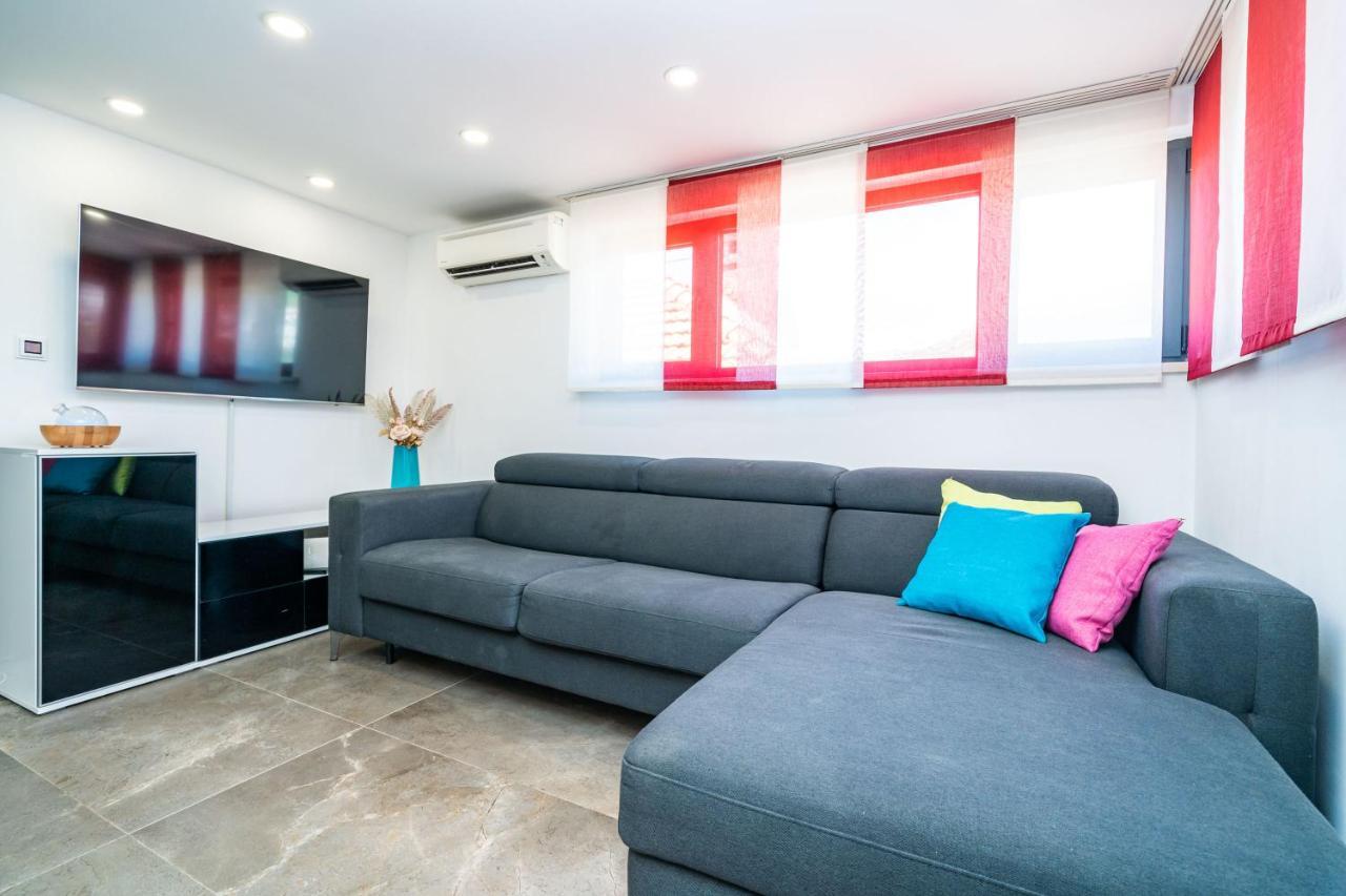 Apartmán Oasis *